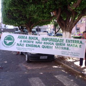 A campanha de fende a vida e promove a paz e harmonia entre povos e nações.